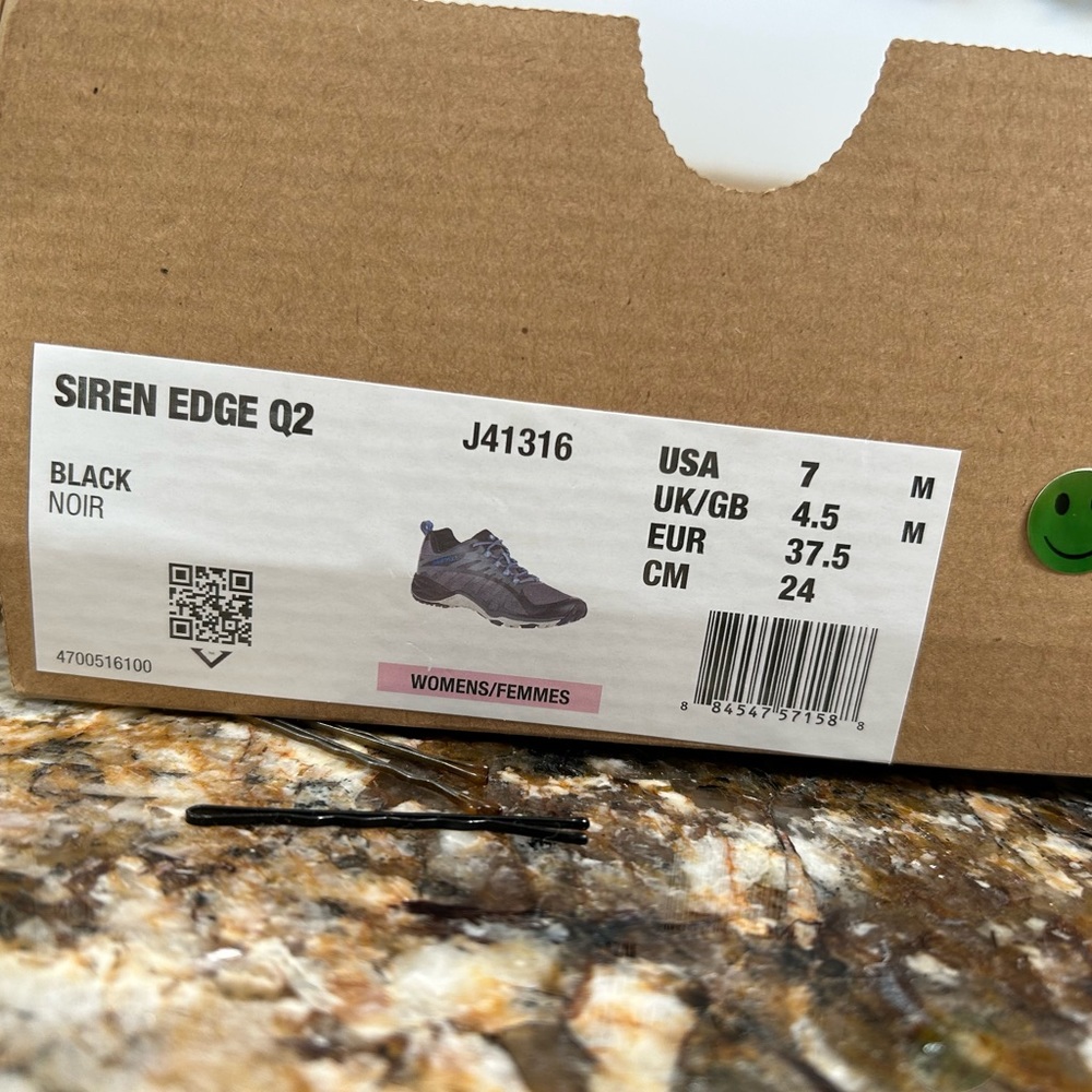 Size 7 Merrell Shoes - Picture 7 of 7